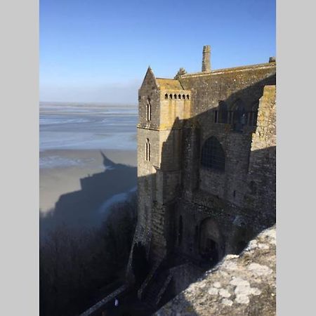Au Mont Pour Deux Pontorson Exterior foto